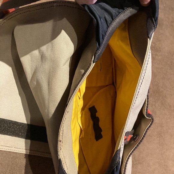 Gap Messenger bag - Picture 2 of 4